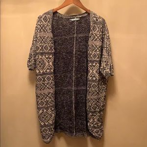 Short sleeved maxi sweater